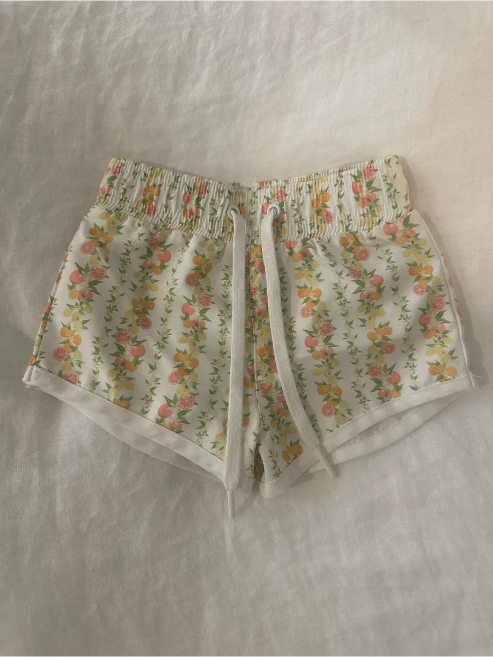NWOT Minnow citrus boardies